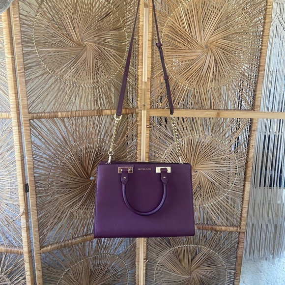 Michael Kors Quinn Large Saffiano Leather‎ Satchel - Picture 1 of 7